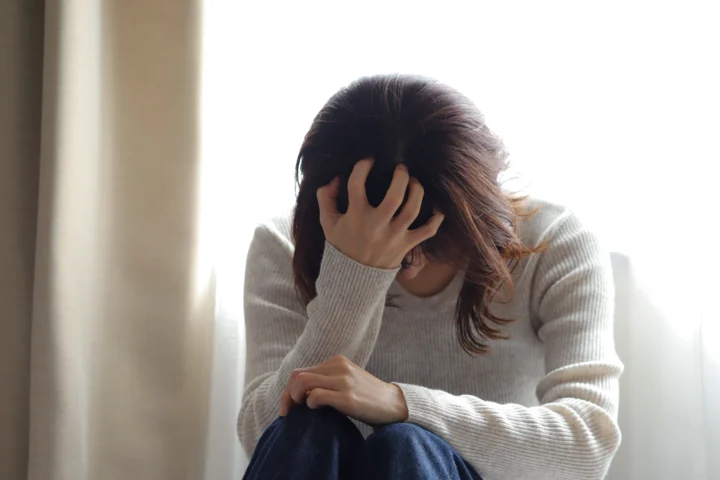 頭痛やめまいが続く